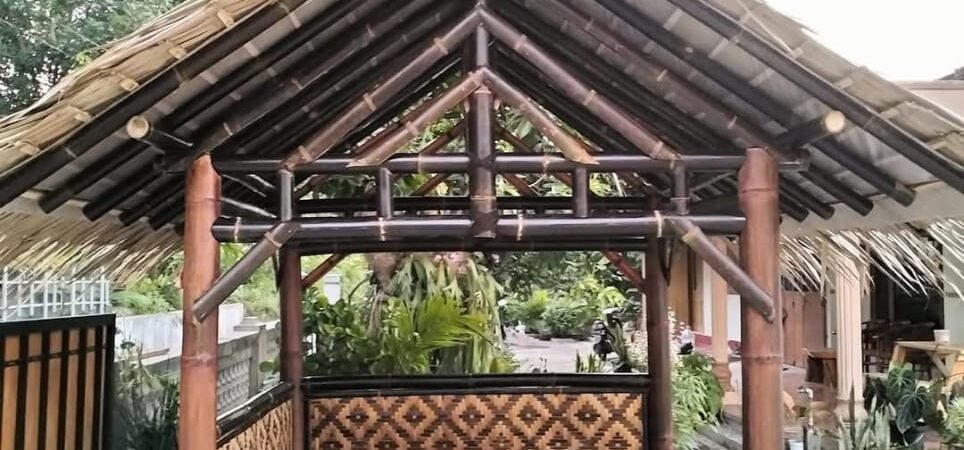 JUAL GAZEBO BAMBU DI PIYUNGAN 088228903974