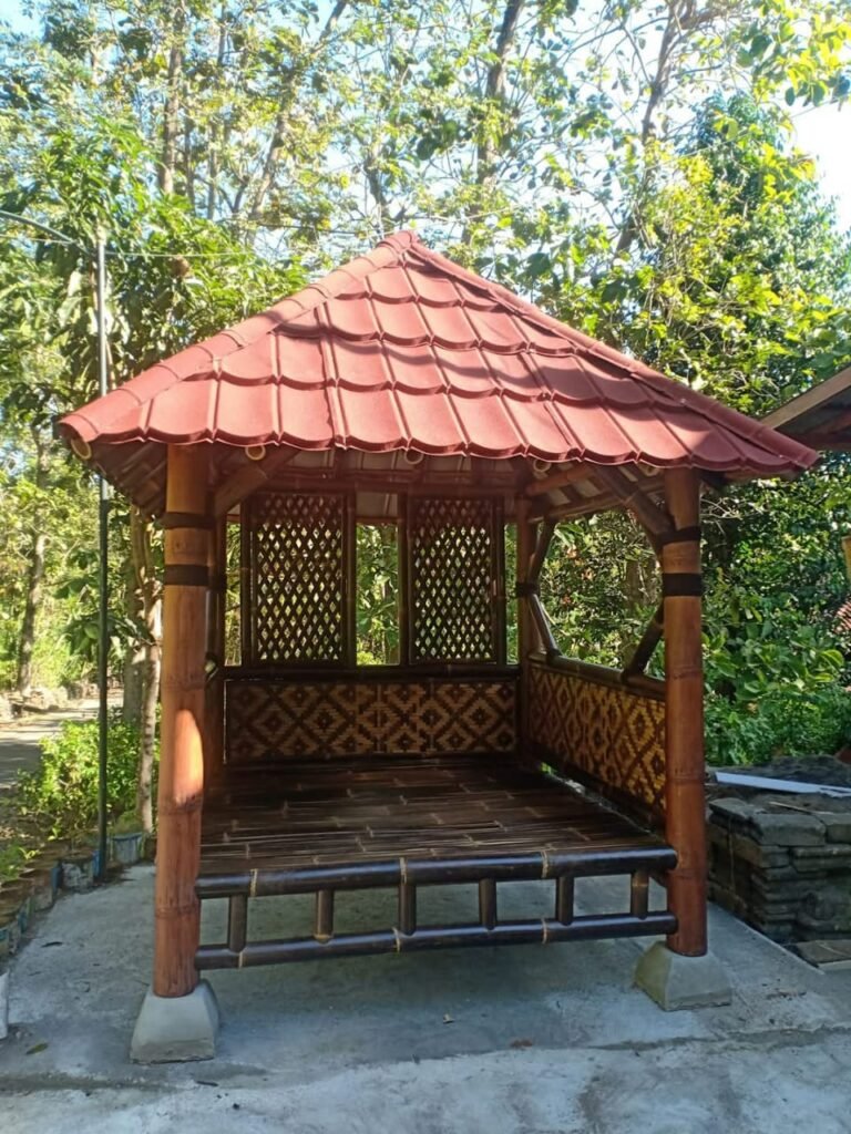 gazebo bambu
