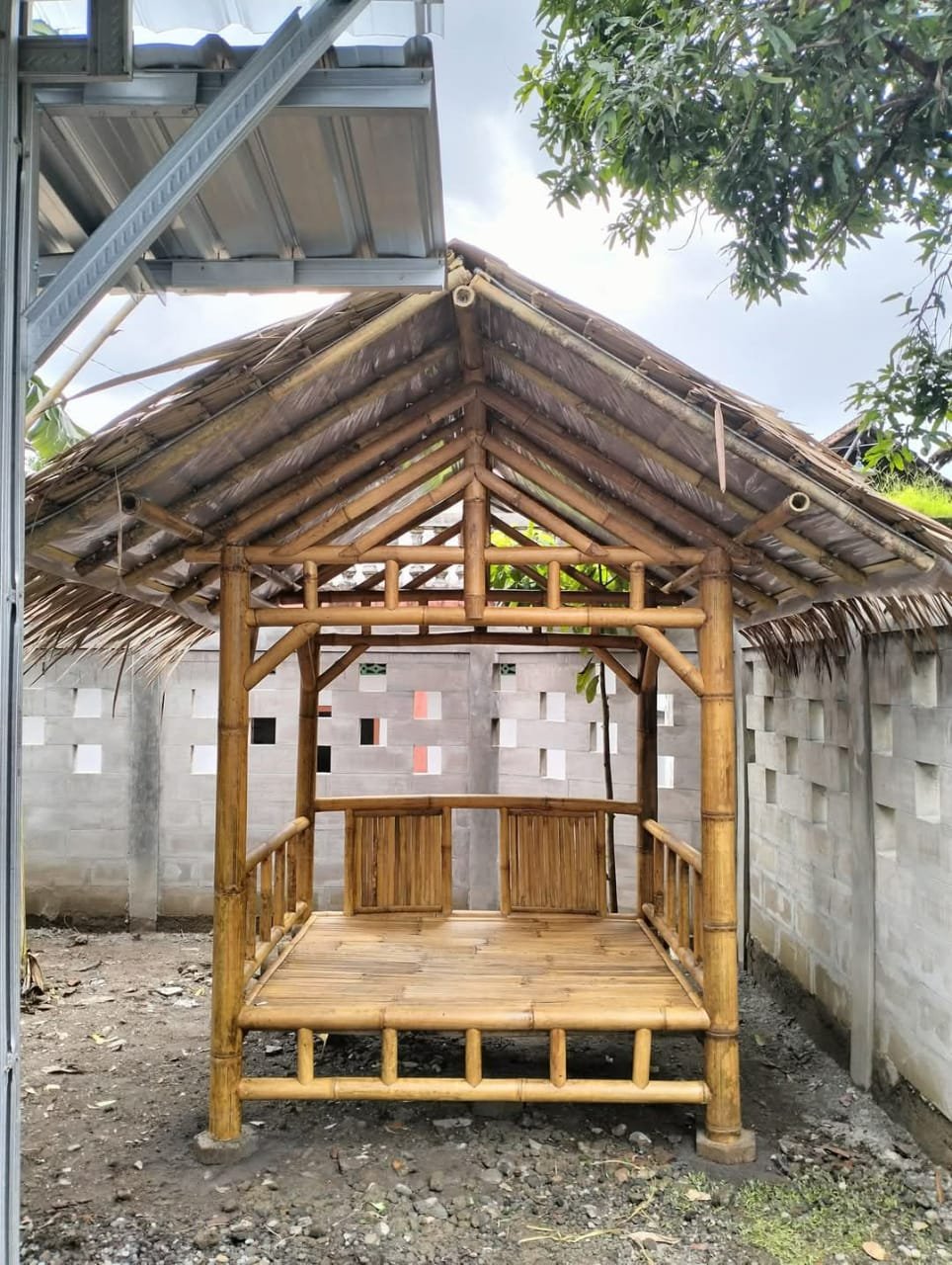gazebo bambu SBFLASH