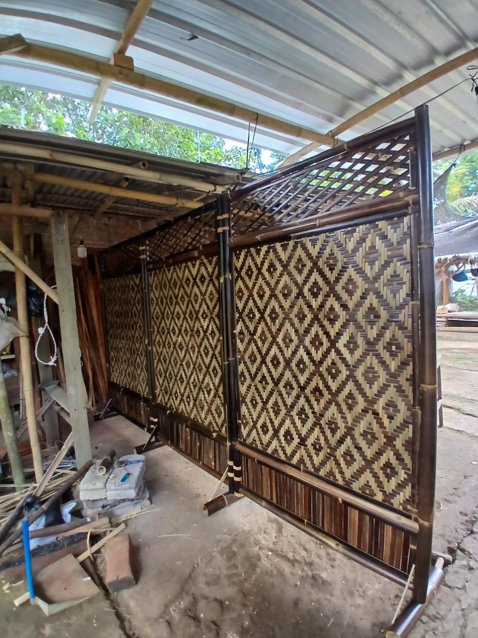 JUAL PENYEKAT RUANGAN BAMBU DI JOGJA