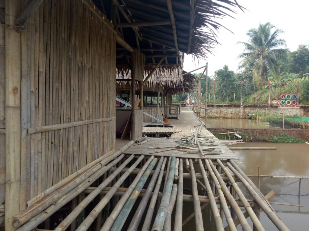 Saung bambu jogja